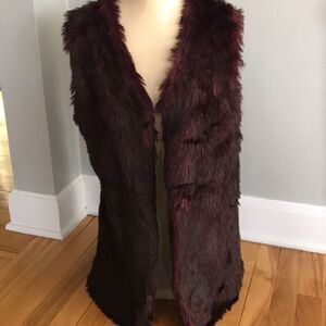 Me Jane faux fur open front vest, small, new